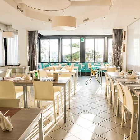 Hotel Rudy تّشيرفييا المظهر الخارجي الصورة