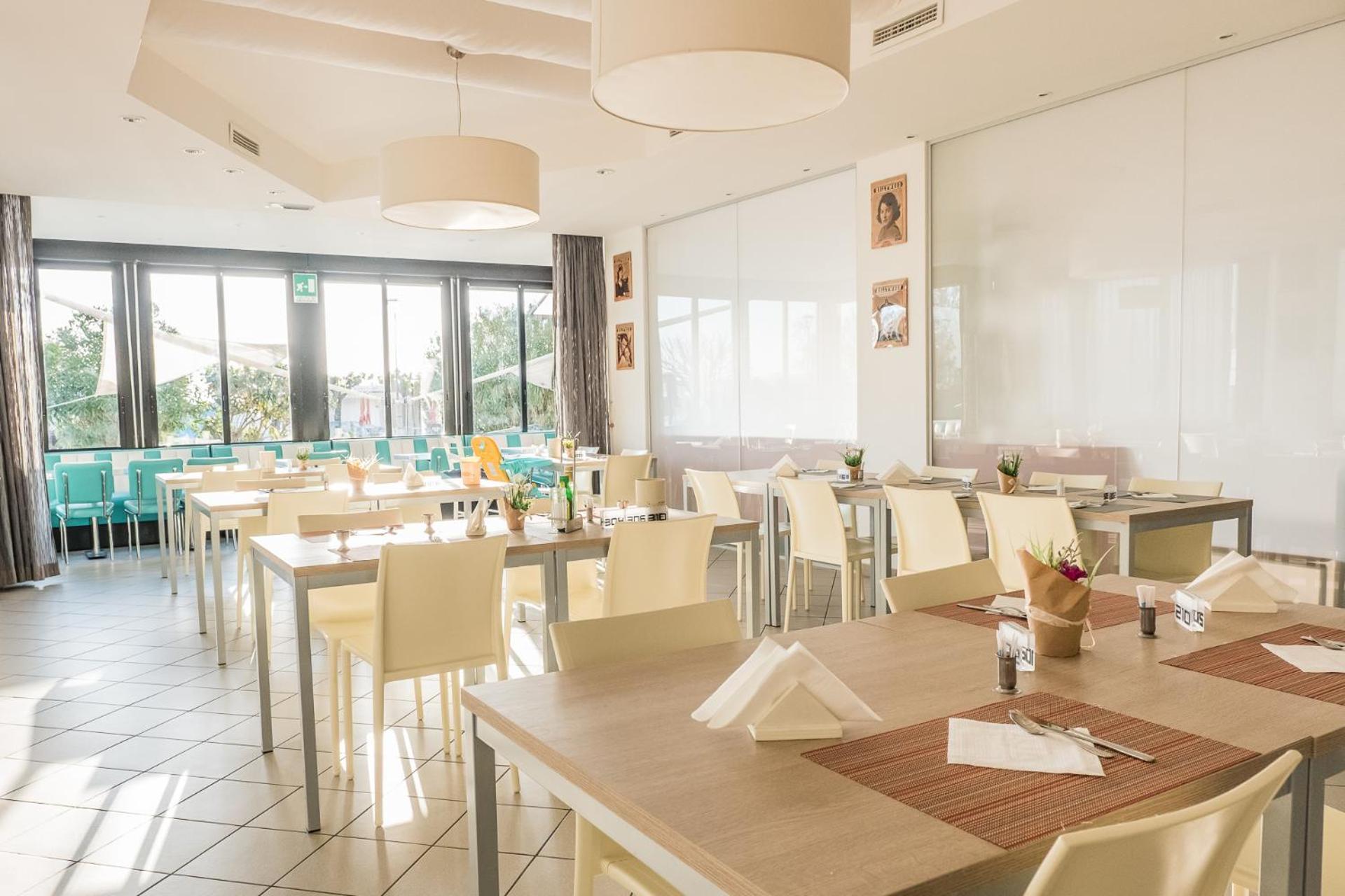 Hotel Rudy تّشيرفييا المظهر الخارجي الصورة